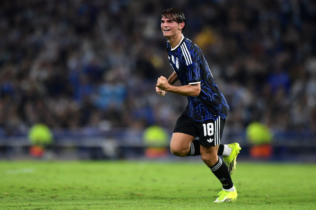 BUENOS AIRES, ARGENTINA - MARCH 27: Nico Paz of Argentina celebrates scoring his team's second goal during the international friendly match between Argentina and Mauritania at Estadio Alberto J. Armando on March 27, 2026 in Buenos Aires, Argentina. (Photo by Marcelo Endelli/Getty Images)