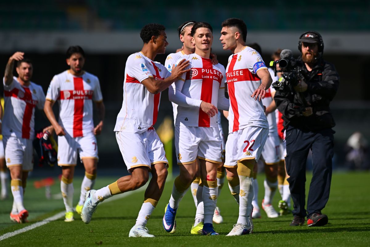 VERONA, ITALY - MARCH 15: Vitinha of Genoa CFC celebrates after scoring the opening goal during the Serie A match between Hellas Verona FC and Genoa CFC at Stadio Marcantonio Bentegodi on March 15, 2026 in Verona, Italy. (Photo by Alessandro Sabattini/Getty Images)