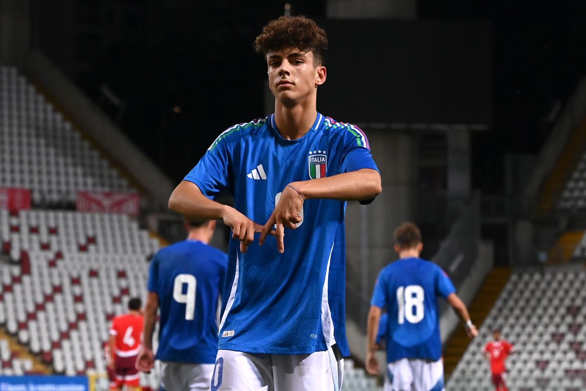 TRIESTE, ITALY - SEPTEMBER 06: Samuele Inacio of Italy U17  celebrates after scoring his team second goal during the International Friendly match between Italy U17 and Switzerland U17 at Stadio Nereo Rocco on September 06, 2024 in Trieste, Italy.  (Photo by Alessandro Sabattini/Getty Images)