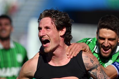 Dinamo Moscow make surprise €15m bid for Lazio striker Petar Ratkov