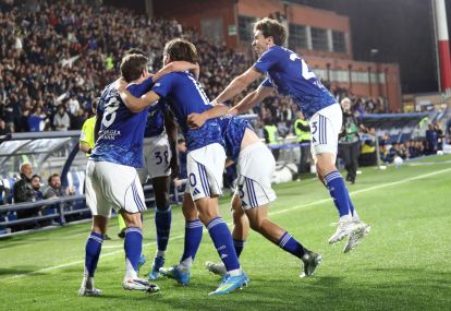 COMO, ITALY - APRIL 12: Alex Valle of Como 1907 celebrates with his team-matesafter scoring their team's first goal during the Serie A match between Como 1907 and FC Internazionale at Giuseppe Sinigaglia Stadium on April 12, 2026 in Como, Italy. (Photo by Marco Luzzani/Getty Images)