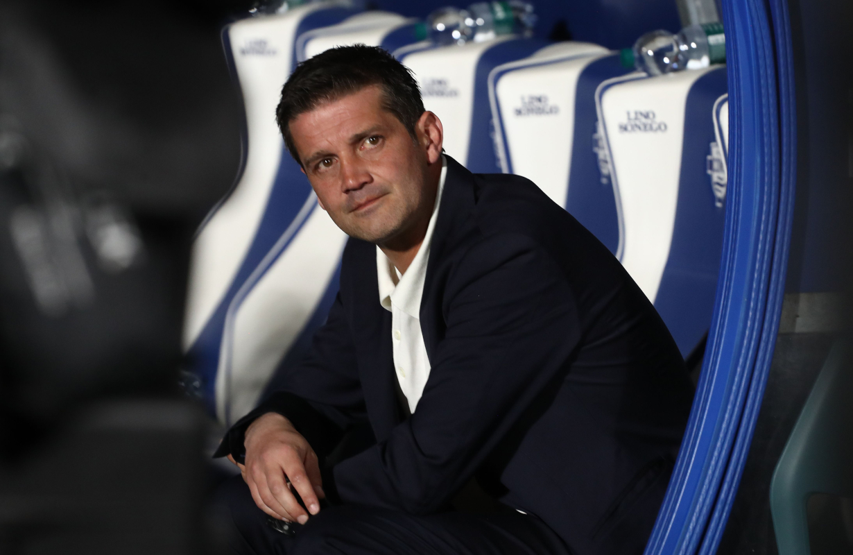COMO, ITALY - APRIL 12: FC Internazionale coach Cristian Chivu looks on during the Serie A match between Como 1907 and FC Internazionale at Giuseppe Sinigaglia Stadium on April 12, 2026 in Como, Italy. (Photo by Marco Luzzani/Getty Images)