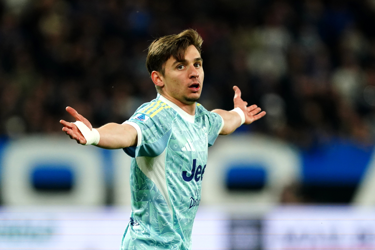 BERGAMO, ITÁLIA - 11 DE ABRIL: Francisco Conceição da Juventus reage durante a partida da Série A entre Atlanta BC e Juventus no Estádio Gaius em 11 de abril de 2026 em Bérgamo, Itália. (Foto de Pier Marco Takka/Getty Images)