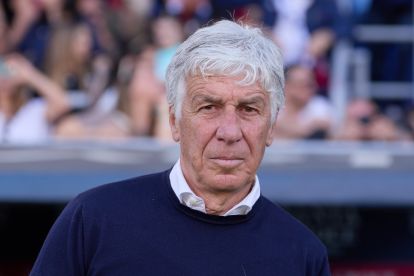 BOLOGNA, ITALY - APRIL 25: Gian Piero Gasperini, Head Coach of AS Roma looks on during the Serie A match between Bologna FC 1909 and AS Roma at Renato Dall'Ara Stadium on April 25, 2026 in Bologna, Italy. (Photo by Emmanuele Ciancaglini/Getty Images)