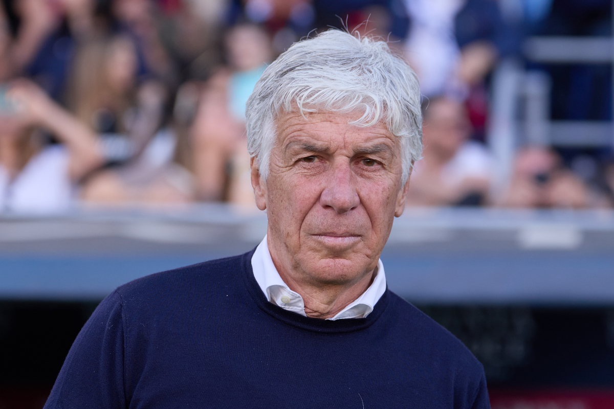 BOLOGNA, ITALY - APRIL 25: Gian Piero Gasperini, Head Coach of AS Roma looks on during the Serie A match between Bologna FC 1909 and AS Roma at Renato Dall'Ara Stadium on April 25, 2026 in Bologna, Italy. (Photo by Emmanuele Ciancaglini/Getty Images)