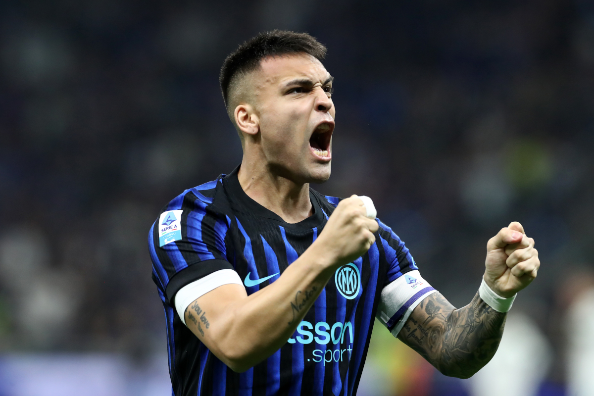 MILAN, ITALY - APRIL 05: Lautaro Martinez of Inter celebrates scoring his team's first goal during the Serie A match between FC Internazionale and AS Roma at Giuseppe Meazza Stadium on April 05, 2026 in Milan, Italy. (Photo by Marco Luzzani/Getty Images)