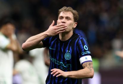 MILAN, ITALY - APRIL 05: Nicolo Barella of FC Internazionale Milano celebrates scoring his team's fifth goal during the Serie A match between FC Internazionale and AS Roma at Giuseppe Meazza Stadium on April 05, 2026 in Milan, Italy. (Photo by Marco Luzzani/Getty Images)