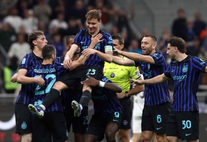 MILAN, ITALY - APRIL 17: Nicolo Barella of Inter celebrates scoring his team's second goal with teammates during the Serie A match between FC Internazionale and Cagliari Calcio at Giuseppe Meazza Stadium on April 17, 2026 in Milan, Italy. (Photo by Marco Luzzani/Getty Images)
