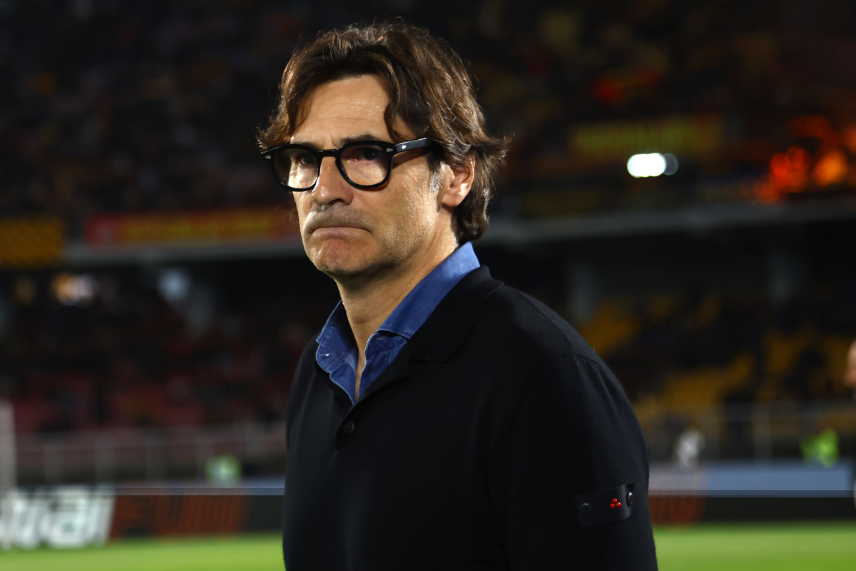 LECCE, ITALY - APRIL 20: Head coach of ACF Fiorentina Paolo Vanoli during the Serie A match between US Lecce and ACF Fiorentina at Stadio Via del Mare on April 20, 2026 in Lecce, Italy. (Photo by Maurizio Lagana/Getty Images)