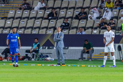 JEDDAH, SAUDI ARABIA - APRIL 13: Roberto Mancini team Manager of Al Sadd SC during the AFC Champions League Elite game between Al Hilal FC and Al Sadd SC at Prince Abdullah AlFaisal Sports City on April 13, 2026 in Jeddah, Saudi Arabia. (Photo by Abdullah Ahmed/Getty Images)