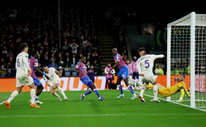 LONDON, ENGLAND - APRIL 09: Tyrick Mitchell of Crystal Palace scores his team's second goal past David De Gea of ACF Fiorentina during the UEFA Conference League 2025/26 Quarter-Final Leg One match between Crystal Palace FC and ACF Fiorentina at Selhurst Park on April 09, 2026 in London, England. (Photo by Eddie Keogh/Getty Images)