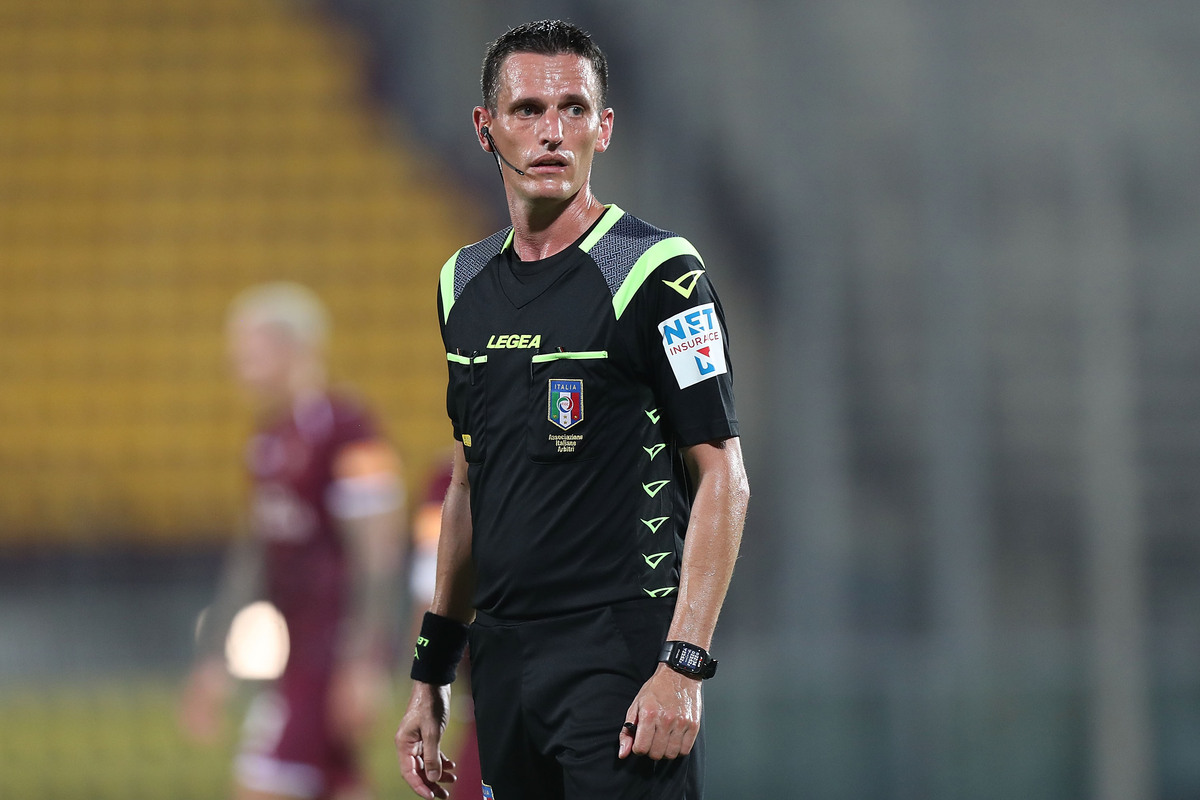 LIVORNO, ITALY - JULY 31: Daniele Minelli referee during the serie B match between AS Livorno and FC Empoli at Armando Picchi Stadium on July 31, 2020 in Livorno, Italy. (Photo by Gabriele Maltinti/Getty Images for Lega Serie B)