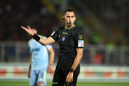 LECCE, ITALY - MAY 09: The referee Andrea Colombo during the Serie A match between US Lecce and Juventus FC at Stadio Via del Mare on May 09, 2026 in Lecce, Italy. (Photo by Maurizio Lagana/Getty Images)