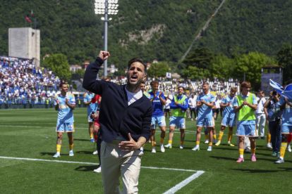 Fabregas: ‘Honoured to be first Como coach in Champions League’
