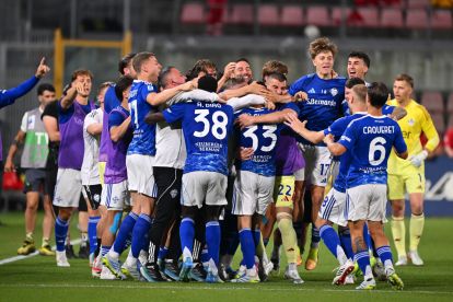 CREMONA, ITALY - MAY 24: Lucas Da Cunha of Como 1907 celebrates after scoring the 1-3 penalty during the Serie A match between US Cremonese and Como 1907 at Stadio Giovanni Zini on May 24, 2026 in Cremona, Italy. (Photo by Marco M. Mantovani/Getty Images)