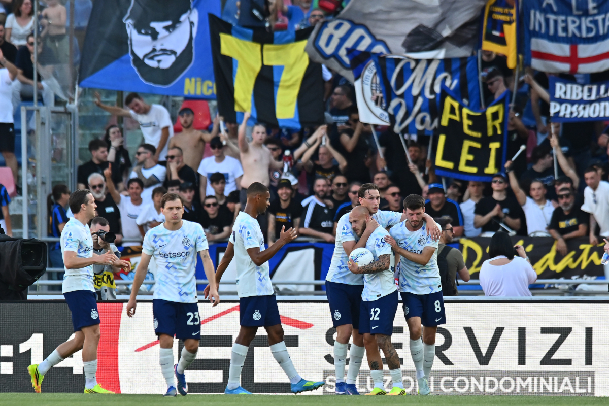 BOLOGNA, ITALY - MAY 23: Federico Dimarco of FC Internazionale celebrates after scoring the opening goal during the Serie A match between Bologna FC 1909 and FC Internazionale at Renato Dall'Ara Stadium on May 23, 2026 in Bologna, Italy. (Photo by Alessandro Sabattini/Getty Images)