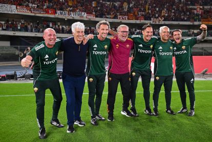 VERONA, ITALY - MAY 24: Gian Piero Gasperini, Head Coach of AS Roma, pose for a photo with his coaching staff after the Serie A match between Hellas Verona FC and AS Roma at Stadio Marcantonio Bentegodi on May 24, 2026 in Verona, Italy. (Photo by Alessandro Sabattini/Getty Images)