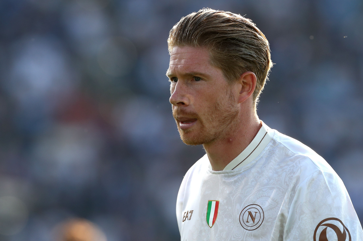COMO, ITALY - MAY 02: Kevin De Bruyne of SSC Napoli looks on during the Serie A match between Como 1907 and SSC Napoli at Giuseppe Sinigaglia Stadium on May 02, 2026 in Como, Italy. (Photo by Marco Luzzani/Getty Images)