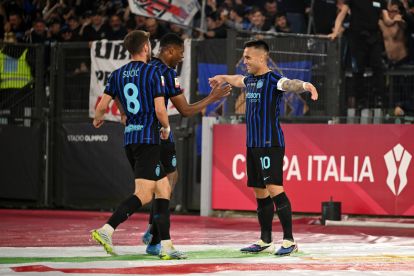 ROME, ITALY - MAY 13: Lautaro Martinez of FC Internazionale Milano celebrates scoring his team's second goal with team mates during the Coppa Italia Final match between SS Lazio and FC Internazionale at Stadio Olimpico on May 13, 2026 in Rome, Italy. (Photo by Tullio M. Puglia/Getty Images)