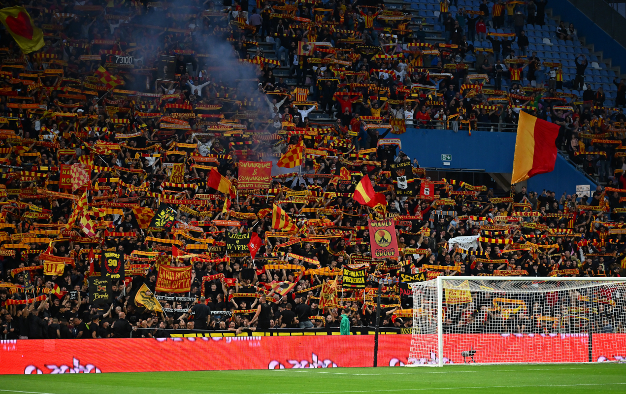 SASSUOLO, ITALY - MAY 17: Fans of US Lecce show their support prior to the Serie A match between US Sassuolo Calcio and US Lecce at Mapei Stadium Citta del Tricolore on May 17, 2026 in Sassuolo, Italy. (Photo by Alessandro Sabattini/Getty Images)