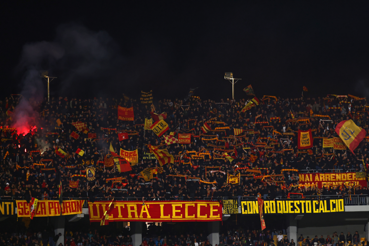 LECCE, ITALY - MAY 09: Fans of US Lecce during the Serie A match between US Lecce and Juventus FC at Stadio Via del Mare on May 09, 2026 in Lecce, Italy. (Photo by Maurizio Lagana/Getty Images)