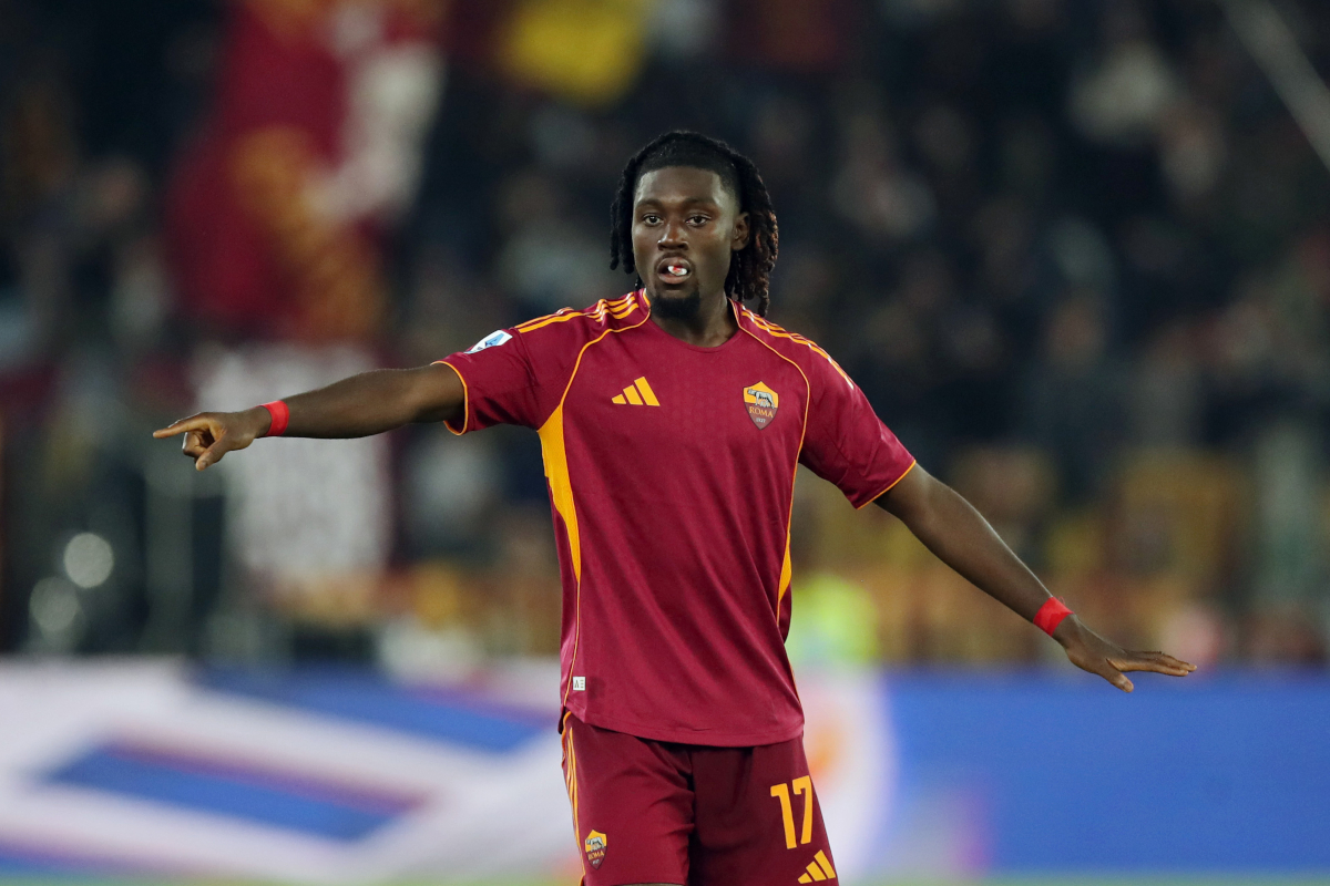 ROME, ITALY - OCTOBER 29: Manu Kone of AS Roma gestures during the Serie A match between AS Roma and Parma Calcio 1913 at Stadio Olimpico on October 29, 2025 in Rome, Italy. (Photo by Paolo Bruno/Getty Images)