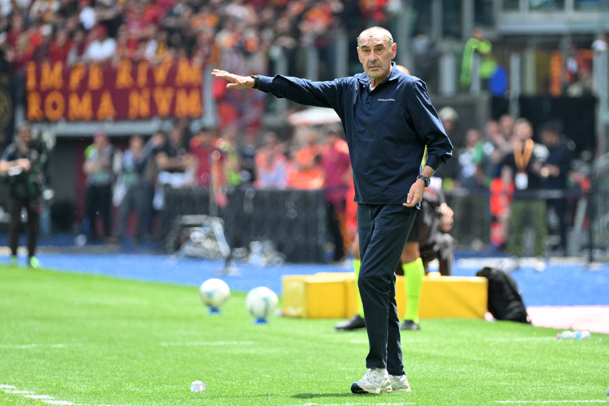 ROMA, ITÁLIA - 17 DE MAIO: Maurizio Sarri, técnico da SS Lazio, durante a partida da Série A entre AS Roma e SS Lazio no Stadio Olimpico em 17 de maio de 2026 em Roma, Itália. (Foto de Marco Rosi - SS Lazio/Getty Images)