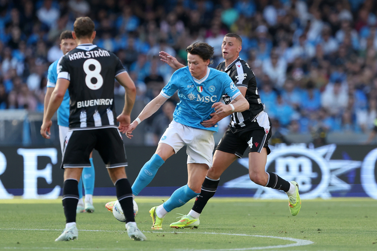 NAPLES, ITALY - MAY 24: Scott McTominay of SSC Napoli battles for possession with Jakub Piotrowski of Udinese Calcio during the Serie A match between SSC Napoli and Udinese Calcio at Stadio Diego Armando Maradona on May 24, 2026 in Naples, Italy. (Photo by Francesco Pecoraro/Getty Images)
