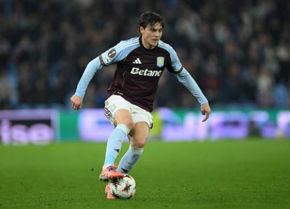 BIRMINGHAM, ENGLAND - NOVEMBER 06:  Victor Lindelof of Aston Villa runs with the ball during the UEFA Europa League 2025/26 League Phase MD4 match between Aston Villa FC and Maccabi Tel-Aviv FC at Villa Park on November 06, 2025 in Birmingham, England. (Photo by Shaun Botterill/Getty Images)