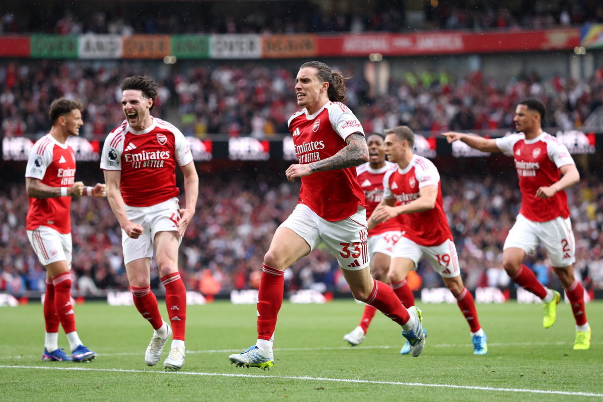 LONDON, ENGLAND - MAY 02: Riccardo Calafiori of Arsenal celebrates after scoring a goal which was later ruled out for offside during the Premier League match between Arsenal and Fulham at Emirates Stadium on May 02, 2026 in London, England. (Photo by Justin Setterfield/Getty Images)