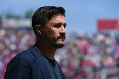 BOLOGNA, ITALY - MAY 03: Fabio Pisacane head coach of Cagliari Calcio during the Serie A match between Bologna FC 1909 and Cagliari Calcio at Renato Dall'Ara Stadium on May 03, 2026 in Bologna, Italy. (Photo by Alessandro Sabattini/Getty Images)