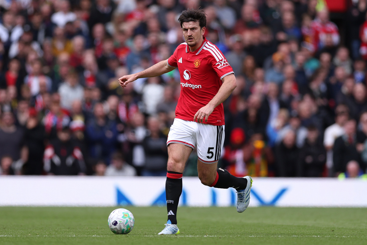 MANCHESTER, INGLATERRA - 17 DE MAIO: Harry Maguire do Manchester United durante a partida da Premier League entre Manchester United e Nottingham Forest em Old Trafford em 17 de maio de 2026 em Manchester, Inglaterra. (Foto de Alex Livesey/Getty Images)