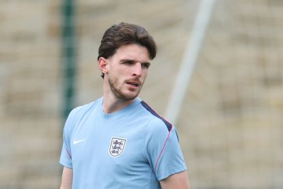 KANSAS CITY, KANSAS - JUNE 22: Declan Rice #4 of England looks on during an England Training Session on June 22, 2026 in Kansas City, Kansas. (Photo by Richard Pelham/Getty Images)