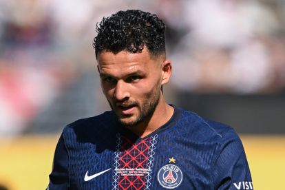 EAST RUTHERFORD, NEW JERSEY - JULY 09: Goncalo Ramos #9 of Paris Saint-Germainn looks on during the FIFA Club World Cup 2025 semi-final match between Paris Saint-Germain and Real Madrid CF at MetLife Stadium on July 09, 2025 in East Rutherford, New Jersey. (Photo by David Ramos/Getty Images)