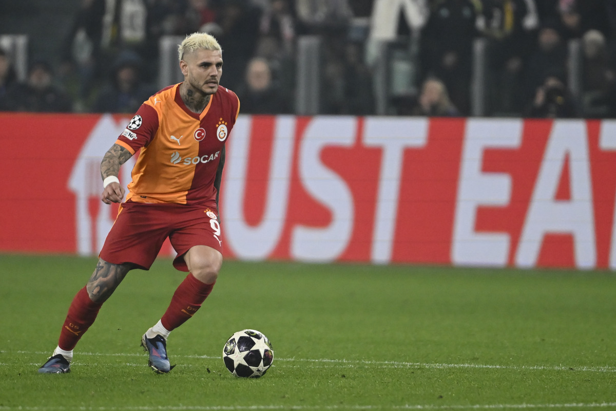 TURIM, ITÁLIA - 25 DE FEVEREIRO: Mauro Icardi do Galatasaray em ação durante a segunda mão do play-off da Liga dos Campeões da UEFA 2025/26 entre Juventus e Galatasaray AS no Juventus Stadium em 25 de fevereiro de 2026 em Torino, Itália. (Foto de Stefano Guidi/Getty Images)