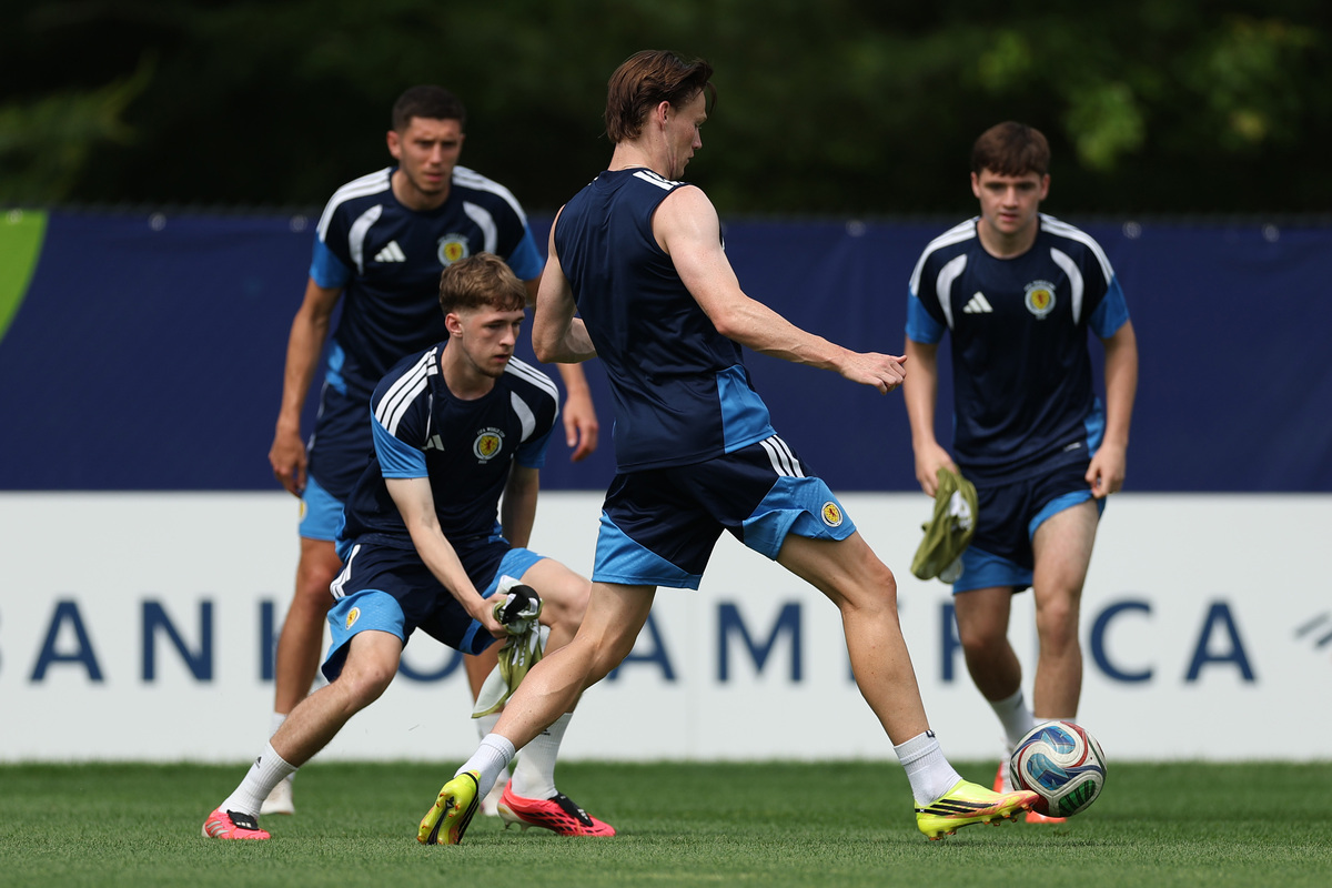 BOSTON, MASSACHUSETTS - 12 DE JUNHO: Scott McTominay da Escócia em ação durante o treinamento da Escócia um dia antes da partida do Grupo C da Copa do Mundo FIFA 2026 entre Haiti e Escócia no New England Revolution Training Center em 12 de junho de 2026 em Boston, Massachusetts. (Foto de Mattia Ozbot/Getty Images)