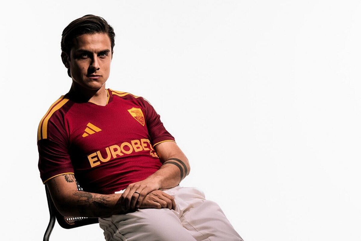 Roma revela sua nova camisa Home Adidas para a temporada 2026-27 (via www.asroma.it)
