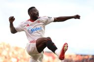 Adams flies out for Venezia medical in deal worth total €23m