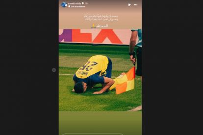 Anan Khalaili in prayer after failed Inter medical (Instagram Stories)