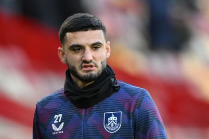 BRENTFORD, ENGLAND - NOVEMBER 29: Armando Broja of Burnley looks on during the warm up ahead of the Premier League match between Brentford and Burnley at Brentford Community Stadium on November 29, 2025 in Brentford, England. (Photo by Mike Hewitt/Getty Images)