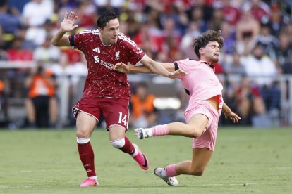 NASHVILLE, TENNESSEE - JULY 25: Jack Whitaker #40 of Sunderland AFC and Federico Chiesa #14 of Liverpool FC battle for the ball during the second half of their pre-season friendly match at GEODIS Park on July 25, 2026 in Nashville, Tennessee. (Photo by Johnnie Izquierdo/Getty Images)