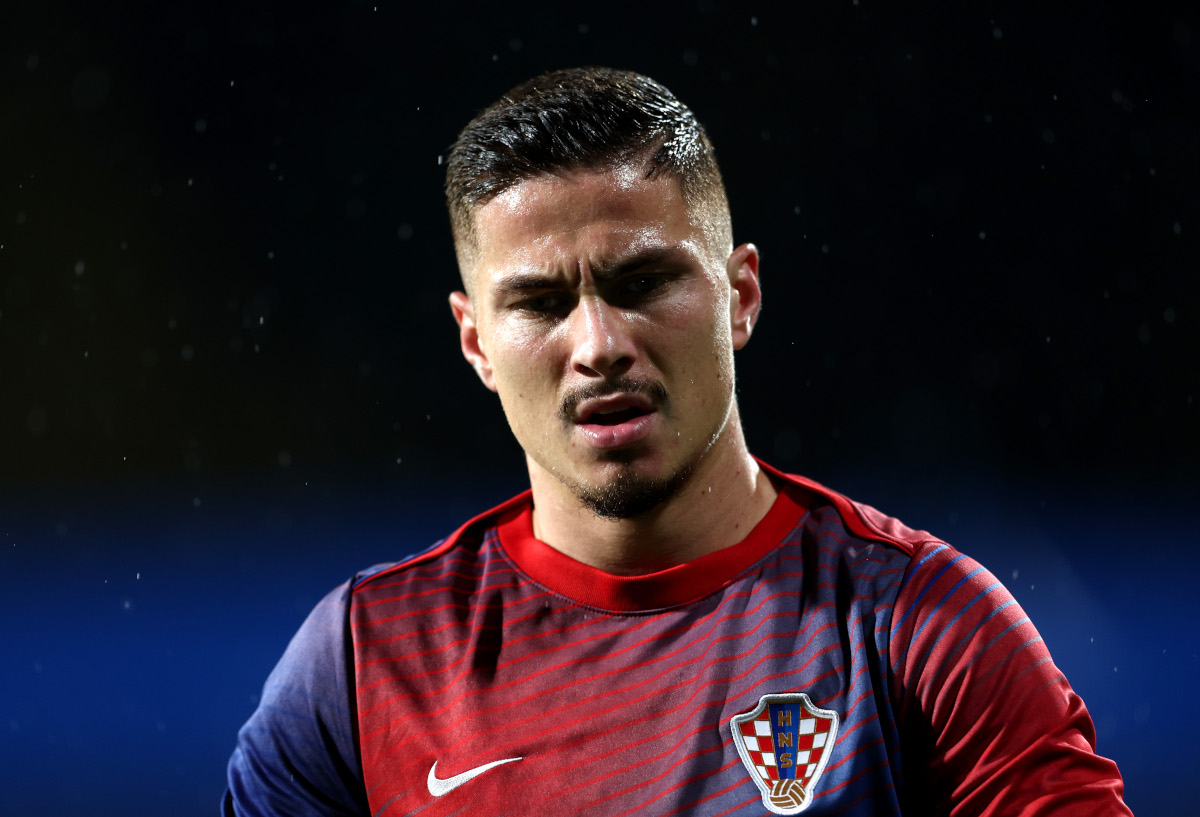 PODGORICA, MONTENEGRO - 17 DE NOVEMBRO: Franjo Ivanovic da Croácia se prepara antes da partida de qualificação para a Copa do Mundo FIFA 2026 entre Montenegro e Croácia no Podgorica City Stadium em 17 de novembro de 2025 em Podgorica, Montenegro. (Foto de Philip Filipovich/Getty Images)