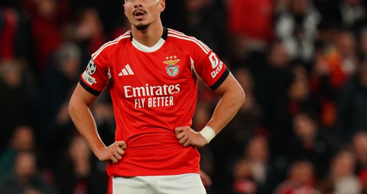 Lazio agree Benfica deal for Ivanović but Lens await player’s call