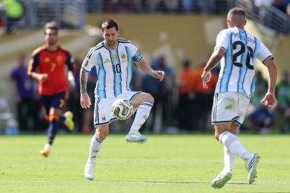 EAST RUTHERFORD, NEW JERSEY - JULY 19: Lionel Messi #10 of Argentina controls the ball during the FIFA World Cup 2026 Final match between Spain and Argentina at New York New Jersey Stadium on July 19, 2026 in East Rutherford, New Jersey. (Photo by Lars Baron/Getty Images)