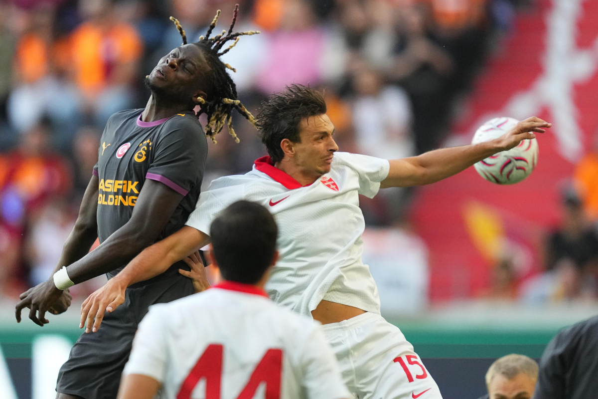 Manja venceu o Galatasaray por 2 a 0 em amistoso de pré-temporada (@GalatasaraySK)