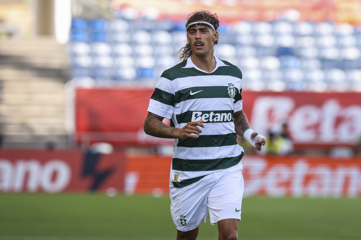 FARO, PORTUGAL - 14 DE JULHO: Ricardo Mangas do Sporting CP durante o amistoso de pré-temporada Sporting CP vs Celtic FC em 14 de julho de 2026 em Faro, Portugal. (Foto de Carlos Rodriguez/Getty Images)