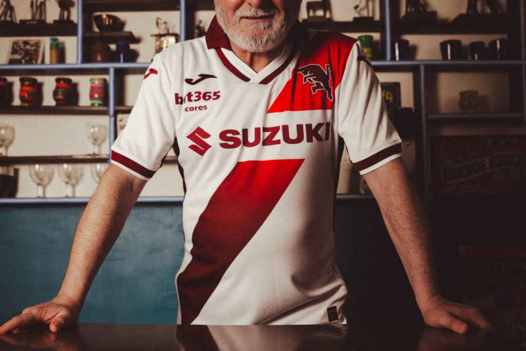 La nueva camiseta visitante del Torino 2026/27 celebra la amistad con River Plate