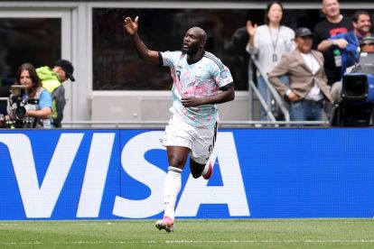 SEATTLE, WASHINGTON - JULY 01: Romelu Lukaku #9 of Belgium reacts after scoring the team's first goal during the FIFA World Cup 2026 Round Of 32 match between Belgium and Senegal at Seattle Stadium on July 01, 2026 in Seattle, Washington. (Photo by Fran Santiago/Getty Images)