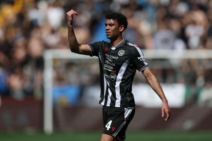UDINE, ITALY - APRIL 06: Arthur Atta of Udinese during the Serie A match between Udinese Calcio and Como 1907 at Stadio Friuli on April 06, 2026 in Udine, Italy. (Photo by Timothy Rogers/Getty Images)