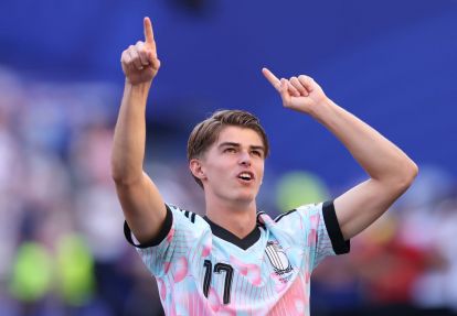 SEATTLE, WASHINGTON - JULY 06: Charles De Ketelaere #17 of Belgium applauds fans after the 4-1 victory during the FIFA World Cup 2026 Round of 16 match between USA and Belgium at Seattle Stadium on July 06, 2026 in Seattle, Washington. (Photo by Luke Hales/Getty Images)